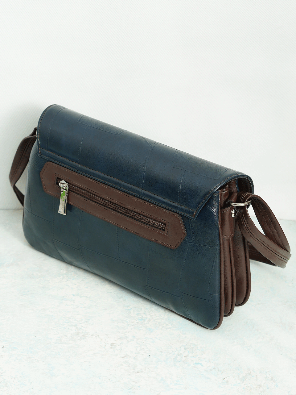 کیف زنانه پاسپورتی کشیده قفل دار سرمه ای قهوه ای DL