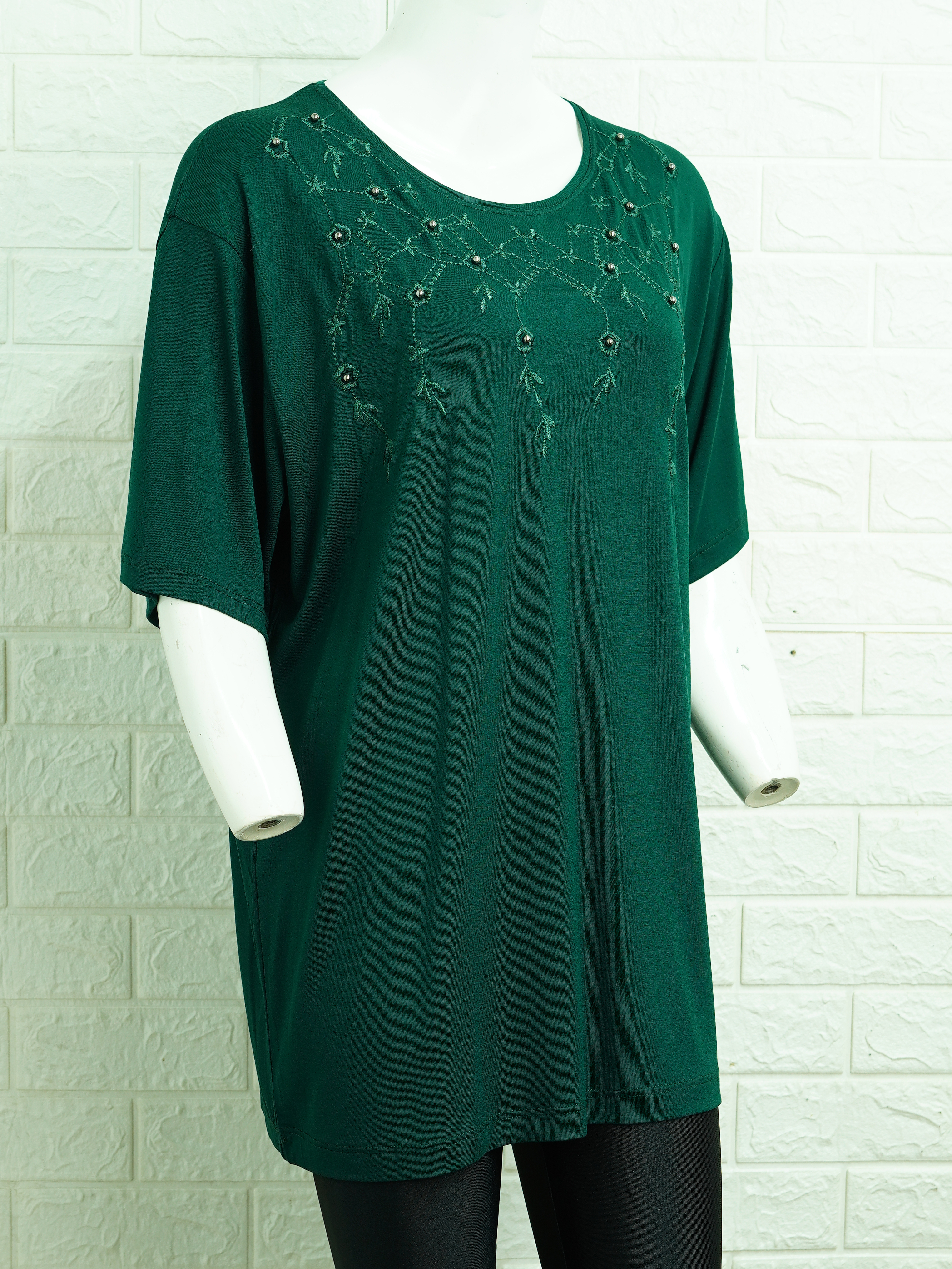 تیشرت زنانه ویسکوز گلدوزی مروارید سبز AV2590